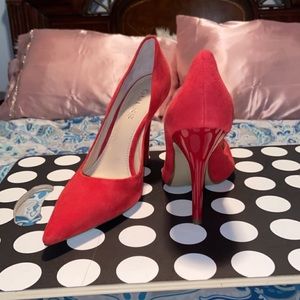 Guess stiletto